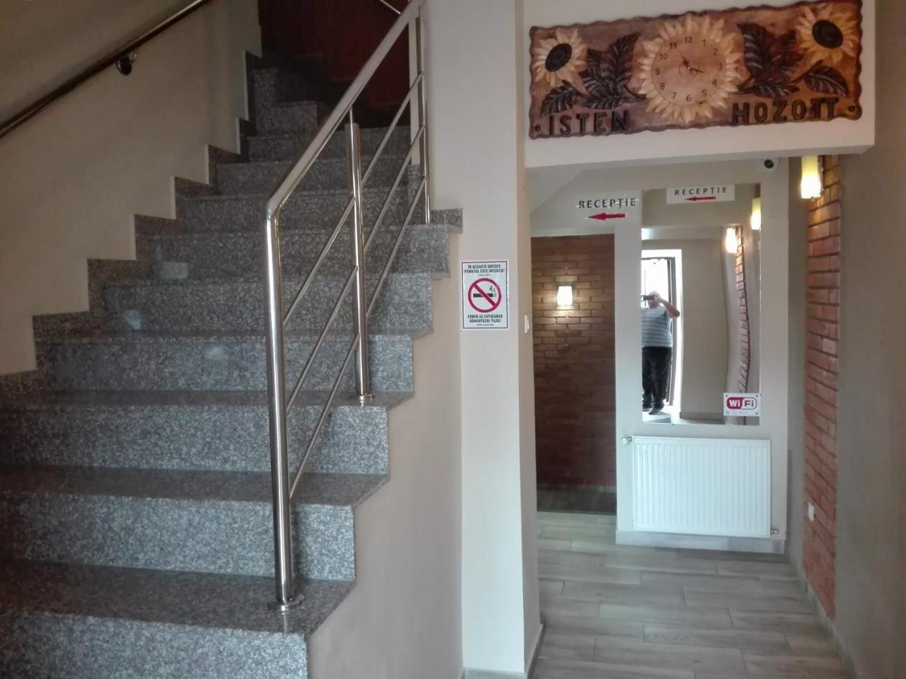 Hotel Tranzit Odorheiu Secuiesc Eksteriør bilde